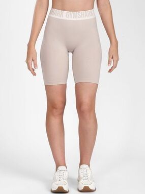 Gymshark Women’s Light Beige Seamless Bike Shorts